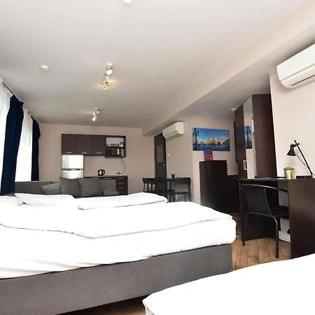 Dukes - Wita Stwosza Apartament *